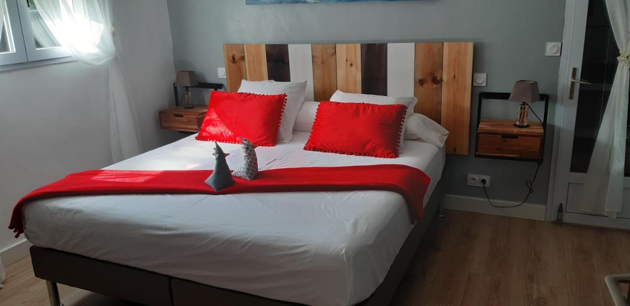 Hebergement Chambre D'Hotes Grau Du Roi Mas Des Marines Piscine Adult Only เลอ โกร-ดู-รัว ภายนอก รูปภาพ