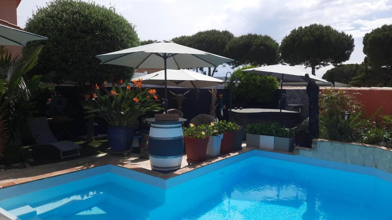 Hebergement Chambre D'Hotes Grau Du Roi Mas Des Marines Piscine Adult Only เลอ โกร-ดู-รัว ภายนอก รูปภาพ